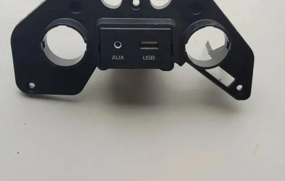 Hyundai i30 USB socket connector 96120G2050