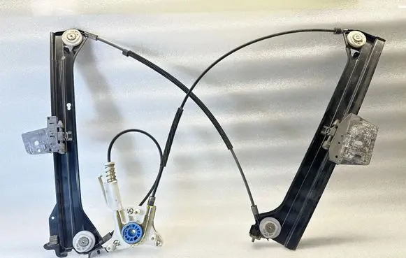 Mercedes-Benz CLK A209 C209 Front door electric window regulator 990972