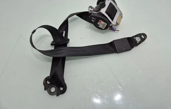 Audi A6 S6 C6 4F Front seatbelt 4F0857705