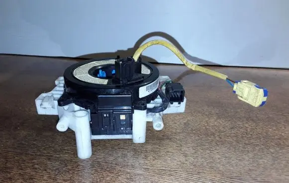 Hyundai Tucson JM Airbag slip ring squib (SRS ring) 4203075B494