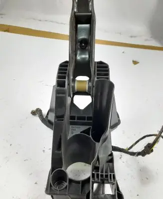 Audi A3 S3 8V Brake pedal bracket assembly 5Q1721117 1355D301557 5Q1723058AJ
