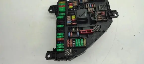BMW 5 F10 F11 Fuse box set 926492302