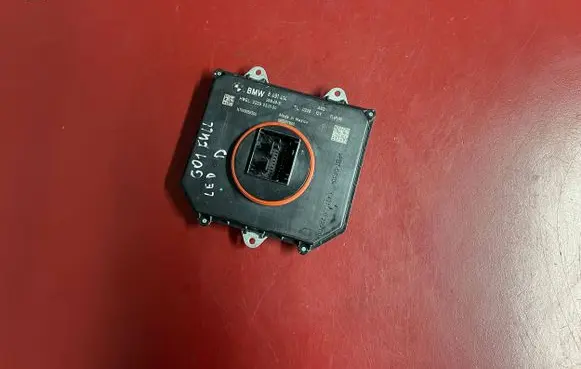 BMW X3 G01 LED ballast control module 8491414