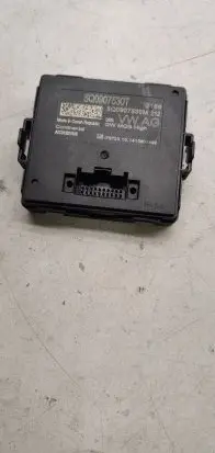 Volkswagen PASSAT B8 Gateway control module 5q0907530T