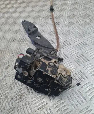Seat Toledo II (1M) Rear door lock