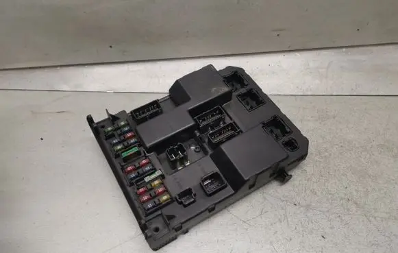 Citroen C5 Fuse module 9651197380OR 9651197380 9651196680