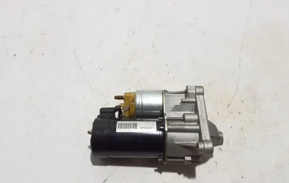 Renault Scenic I Starter motor 7701499804
