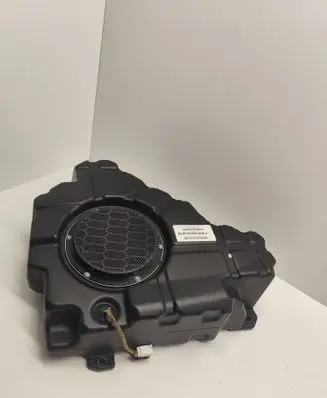 Jeep Grand Cherokee Subwoofer speaker 26777W F1AA027149071 05064610AC