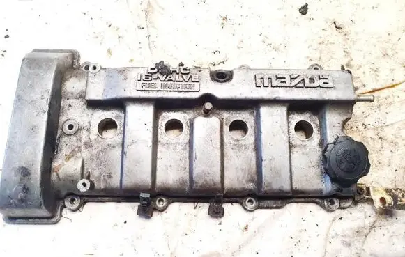 Mazda 626 Rocker cam cover 