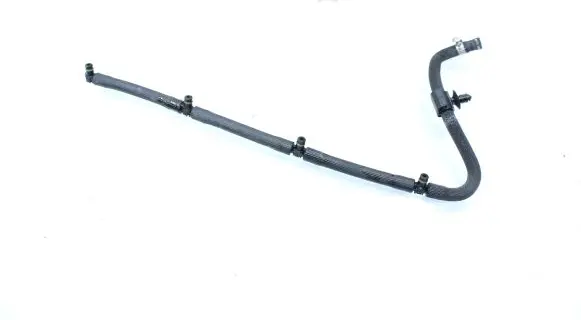 Opel Astra K Fuel injector supply line/pipe 