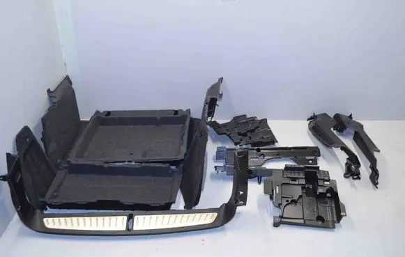 BMW 5 G30 G31 Other trunk/boot trim element 6004929 9004962 9004959