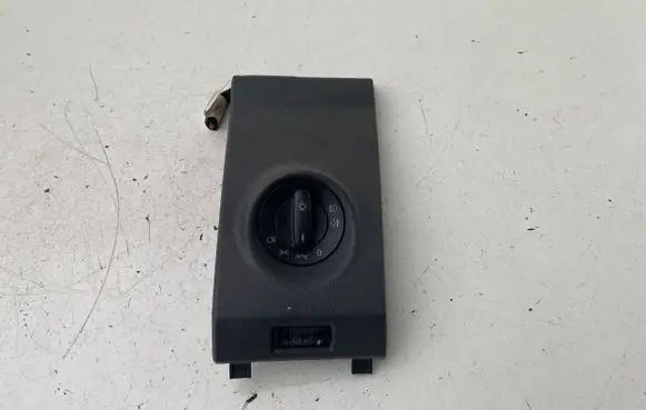 Volkswagen Amarok Light switch 2H1858365A