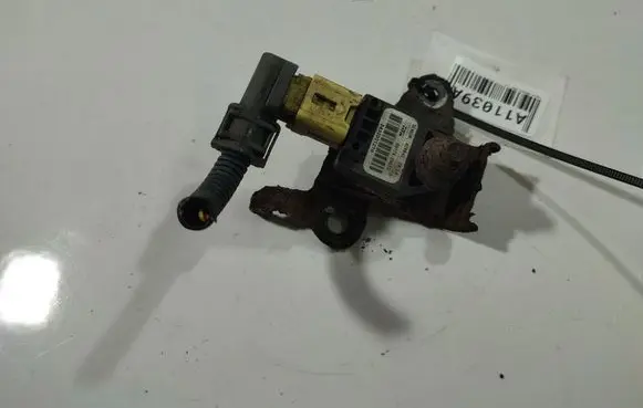 Toyota Avensis T250 Airbag deployment crash/impact sensor 343300121H