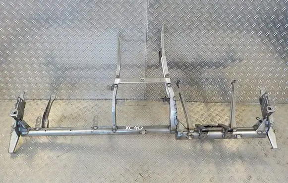 Volvo XC40 Dashboard cross member/frame bar 