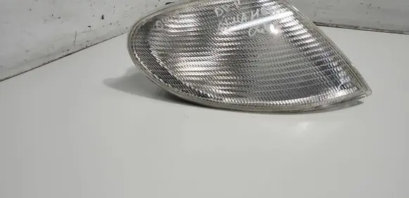 Seat Alhambra (Mk1) Front indicator light