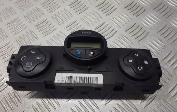 Renault Scenic II - Grand scenic II Interior fan control switch 8200501461