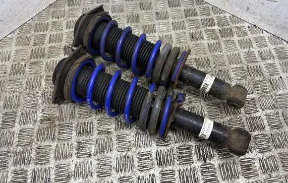 Toyota GT 86 Rear shock absorber with coil spring 20365CA000