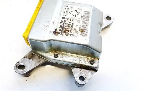 Renault Laguna II Airbag control unit/module 8200138952 601058800