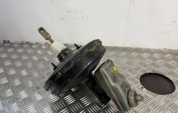 Volkswagen Multivan T4 Brake booster 701612101