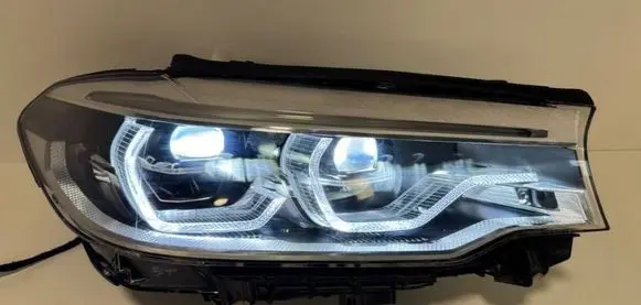 BMW 5 G30 G31 G38 Headlight/headlamp 7439210
