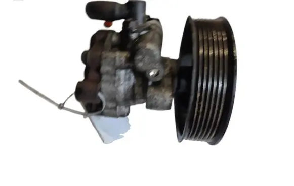 KIA Sorento Power steering pump