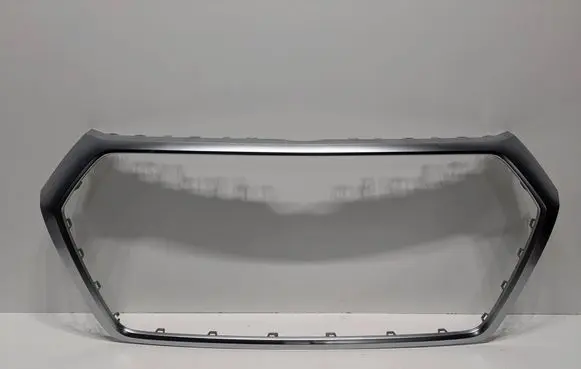 Front bumper upper radiator grill