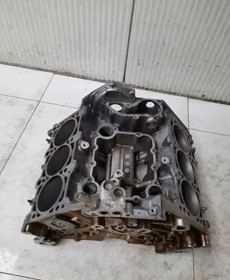 Audi A4 S4 B8 8K Engine block 06E103023Q