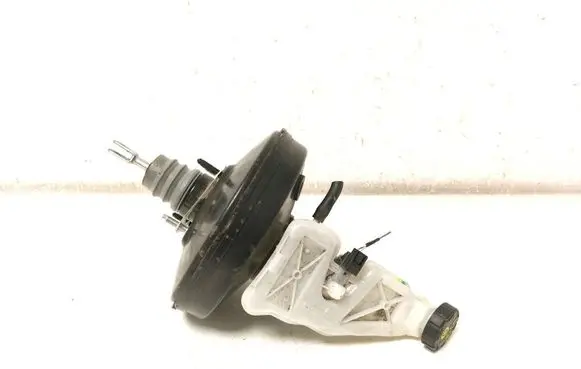 Dacia Duster II Brake booster 472106308R