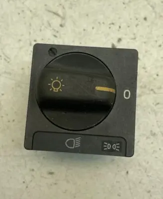 Volvo C70 Light switch 8601772 99W28V