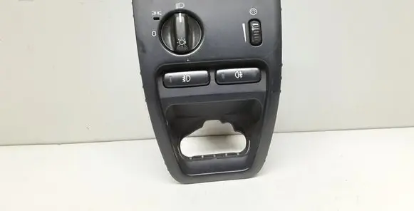 Volvo XC90 Light switch 30739302