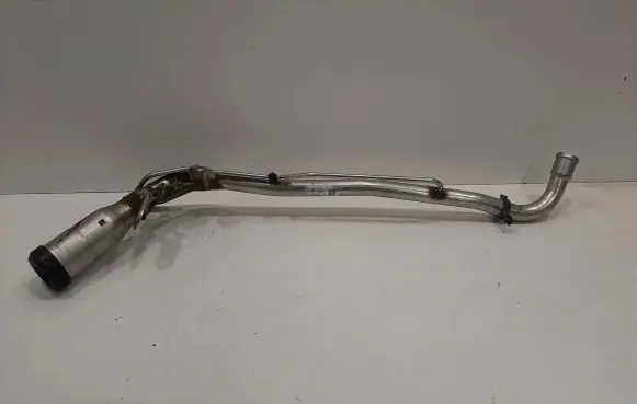 Fuel tank filler neck pipe