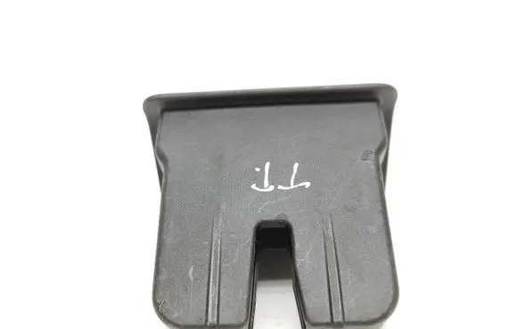 Audi TT TTS RS Mk3 8S Tailgate/trunk/boot lock/catch/latch 8S0827520A