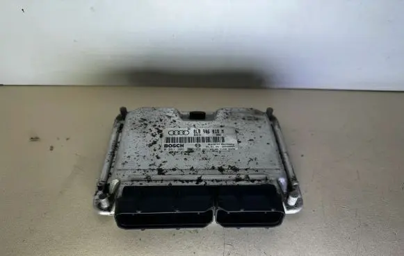 Audi TT Mk1 Engine control unit/module 8L0906018M 0261206797