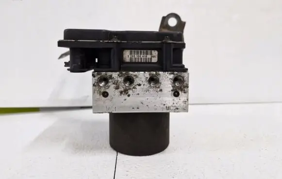 Toyota Avensis T250 ABS Pump 44510-05040