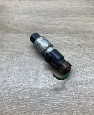 Ford C-MAX I Air conditioning (A/C) pressure sensor 95BW19E561AA