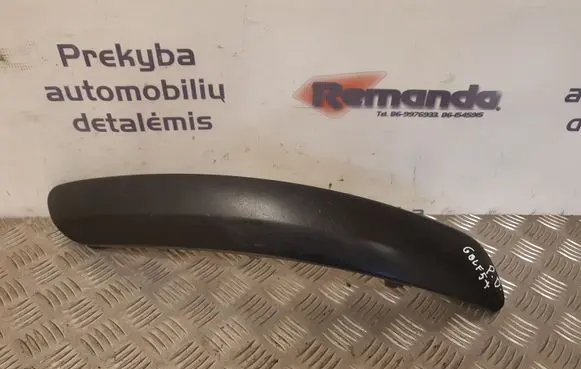 Volkswagen Golf Plus Rear bumper lower part trim 5M0807718 5M0807656