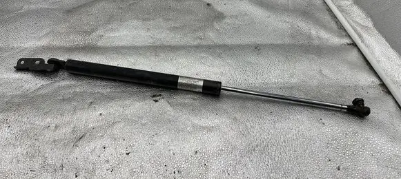 Subaru Forester SH Tailgate strut 