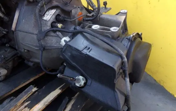Ford Fiesta Manual 5 speed gearbox DV1R7002ABF BIEGOW