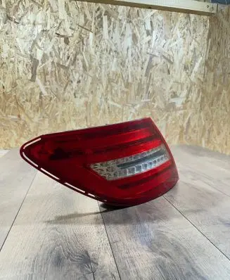 Mercedes-Benz C W204 Rear/tail lights 2048205464 601000