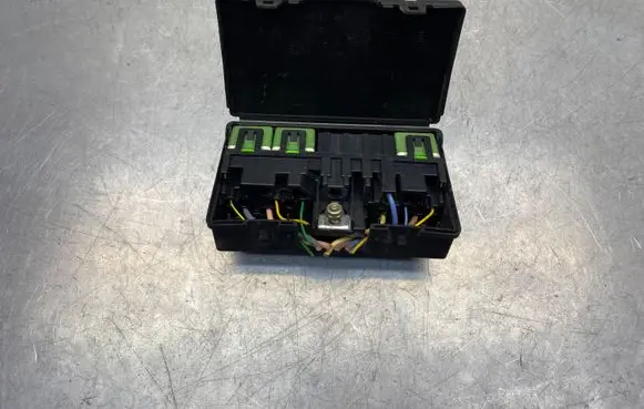 Peugeot 407 Fuse module 9632229480 97086100