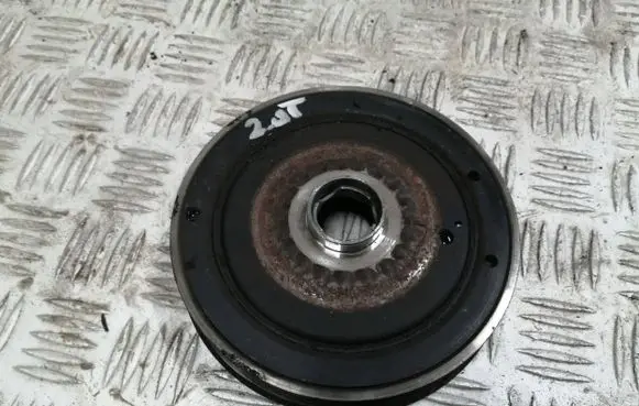 Renault Megane III Crankshaft pulley
