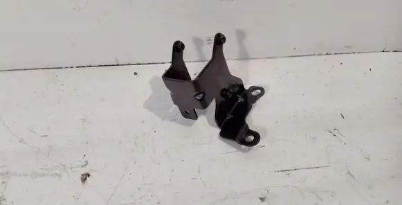 Volkswagen Golf VII Other engine bay part 5Q0819212
