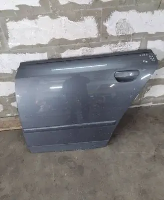 Audi A4 S4 B6 8E 8H Rear door