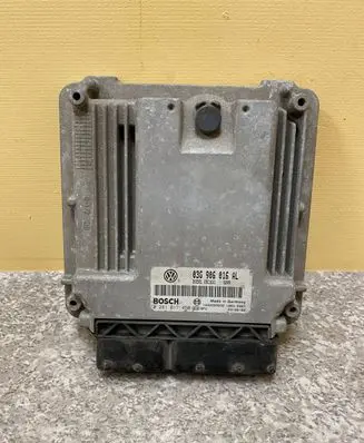 Volkswagen Touran I Engine control unit/module 03G906016AL 0281011460