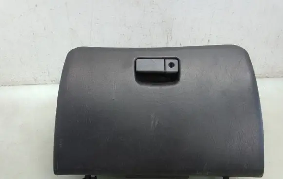 Subaru Legacy Glove box