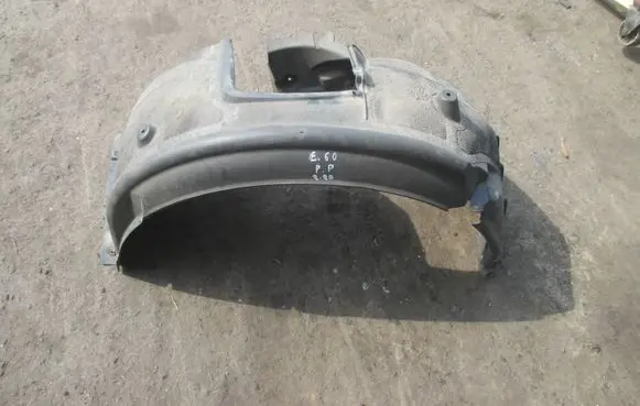 BMW 5 E60 E61 Front wheel arch liner splash guards 7050538 17370110