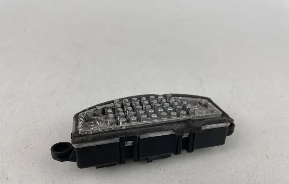 Mini One - Cooper F56 F55 Heater blower motor/fan resistor 9377854
