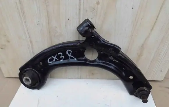 Mazda CX-3 Front lower control arm/wishbone 65566556