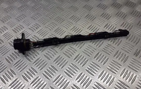 Skoda Octavia Mk2 (1Z) Fuel injector wires 038971803