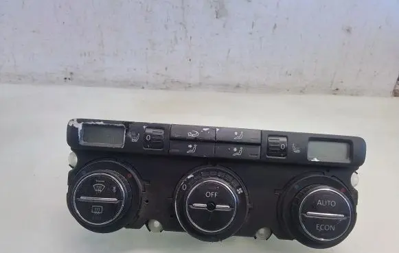 Volkswagen Touran I Climate control unit